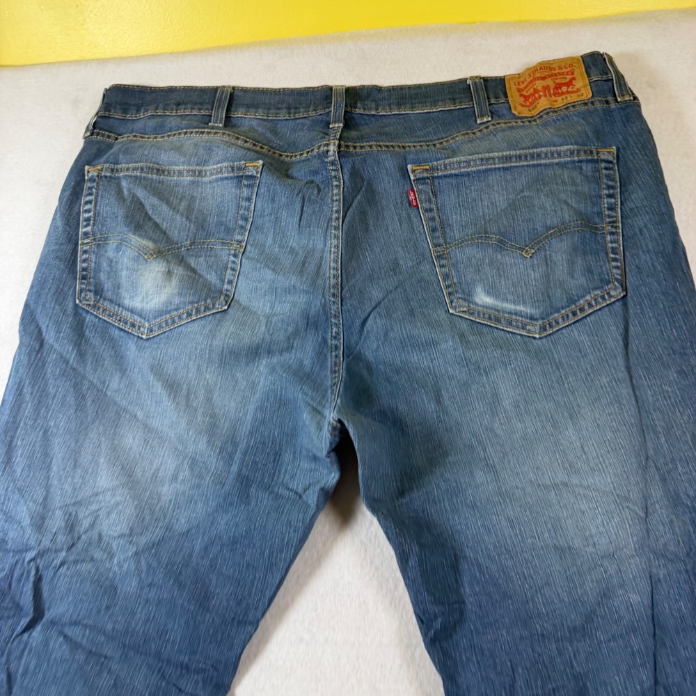 Levis 559 Relaxed Straight Jeans Mens 42x32 Medium Wash Blue Denim 5-Pocket‎